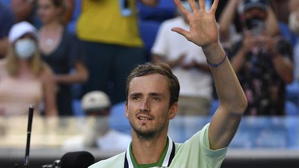 La joie de Daniil Medvedev après sa victoire&nbsp;Botic Van de Zandschulp au 3e tour de l'Open d'Australie, le 22 janvier. (PAUL CROCK / AFP)