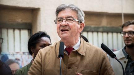 Jean-Luc Mélenchon, le leader de la France insoumise, lors d'un déplacement à Marseille, le 5 mai 2022. (STEPHANE FERRER / HANS LUCAS)