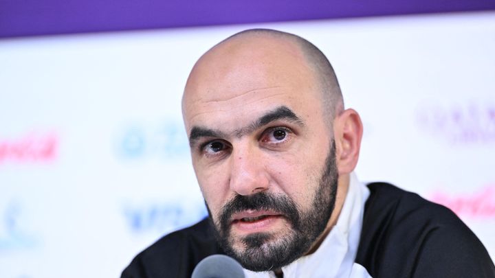 Le sélectionneur du Maroc Walid Regragui à la veille de la petite finale de la Coupe du monde contre la Croatie, à Doha (Qatar), le 16 décembre 2022. (MUSTAFA YALCIN / ANADOLU AGENCY via AFP)