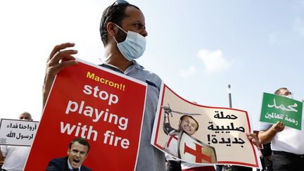 Manifestation contre le président Emmanuel Macron en Israël,&nbsp;le 27 octobre, après la diffusion des caricatures de Mahomet. (JACK GUEZ / AFP)