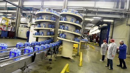 Une usine de mise en bouteille nestlé dans les Vosges (photo d'illustration). (ERIC THIEBAUT / MAXPPP)