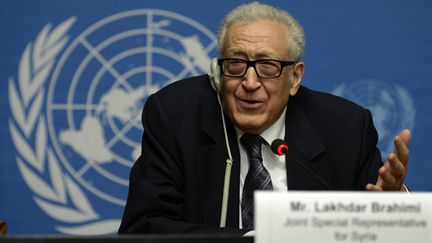 Le m&eacute;diateur de l'ONU pour la Syrie, Lakhdar Brahimi, le 13 f&eacute;vrier 2014 &agrave; Gen&egrave;ve. (PHILIPPE DESMAZES / AFP)