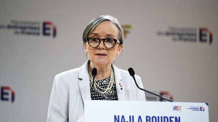 La Première ministre tunisienne Najla Bouden s'adresse à la conférence d'été du Medef, à l'hippodrome de Longchamp, à Paris, le 30 août 2022. (ERIC PIERMONT / AFP)