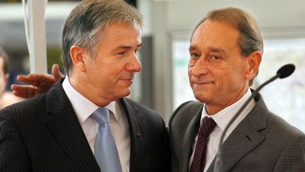 Le maire de Paris Bertrand Delanoë et le bourgmestre de Berlin lancent le &quot;tendem Paris-Berlin&quot; le 27 février 2012Klaus Wowereit
 (GUILLAUME BAPTISTE/AFP)