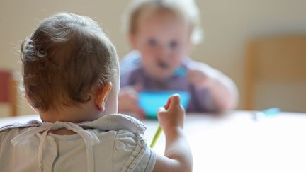 Selon l'OCDE, la France doit travailler sur les inégalités entre les enfants avant leur entrée à l'école.&nbsp; (FRANCOIS DESTOC / MAXPPP)