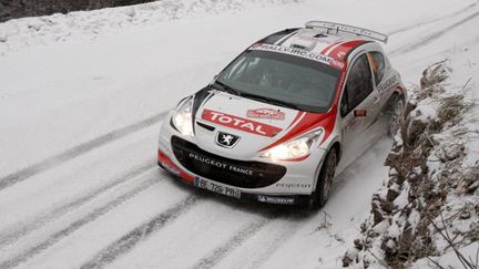 Bryan Bouffier (Peugeot) lors du rallye Monte Carlo (ANDRE LAVADINHO / AGENCE S PRESSE)