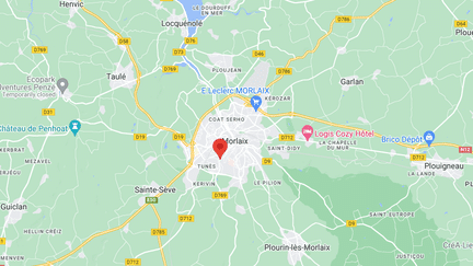 Un individu a tenté d'incendier la porte d'une mosquée ce samedi matin près de Morlaix (GOOGLE MAPS)