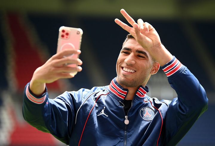 Le défenseur marocain Achraf Hakimi a rejoint le Paris Saint-Germain, Romelu Lukaku est lui reparti du côté de Chelsea, où il a évolué de 2011 à 2014.&nbsp; (FRANCK FIFE / AFP)