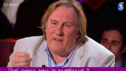 Gérard Depardieu nous parle de &quot;Mammuth&quot; dans Ce soir ou jamais
 (Culturebox)