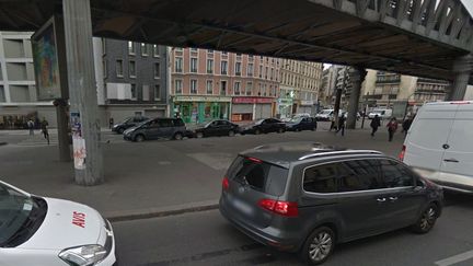 Place Stalingrad, dans le 19e arrondissement de Paris, où a été filmée&nbsp;la vidéo.&nbsp; (GOOGLE MAPS / FRANCETV INFO)