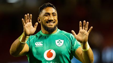 L'Irlandais Bundee Aki lors du match du Tournoi des six nations face au pays de Galles, le 24 février 2024. (SIMON KING / AFP)