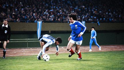 Dominique Rocheteau, joueur de l'équipe de France, lors du match contre l'Argentine, à Buenos Aires le 6 juin 1978 (- / AFP)