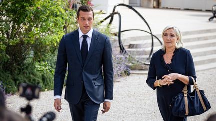 Jordan Bardella et Marine Le Pen, leaders du Rassemblement national, à l'Elysée à Paris, le 26 août 2024. (TELMO PINTO / NURPHOTO / AFP)