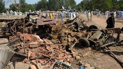 Le lieu où s'est produit l'attentat à Ustarzai, localité dans les montagnes du nord-ouest du Pakistan (© AFP PHOTO/A MAJEED)