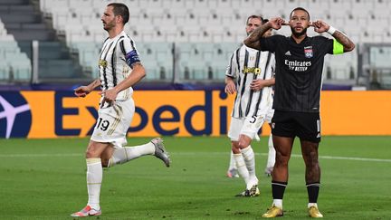 Le capitaine Depay permet à l'OL de se rapprocher un peu plus d'un exploit retentissant contre le Juventus. (MIGUEL MEDINA / AFP)