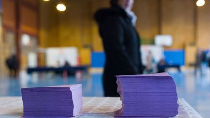 &nbsp; (Législative dans le Doubs : le FN, arrivé en tête au 1er tour, sera opposé au PS au second tour dimanche prochain © Maxppp)