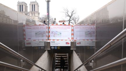 La station de RER Saint-Michel Notre-Dame, à Paris, en mars 2018.&nbsp; (MAXPPP)