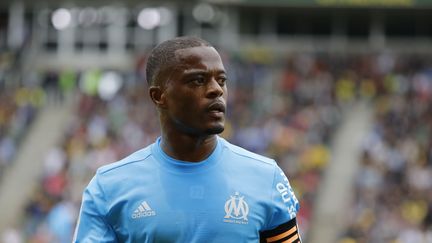 Le footballeur patrice Evra durant un match de l'Olympique de Marseille pour la Ligue des Champions, le 12 août 2017, à Nantes (Loire-Atlantique). (STEPHANE ALLAMAN / DPPI / AFP)