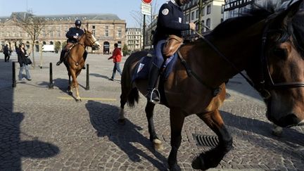 La police montée à Strasbourg en avril (AFP Sébastien Bozon)