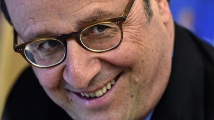 François Hollande "retrouve le goût de la malice", selon le professeur de sciences politiques,&nbsp;Rémi Lefebvre. (GEORGES GOBET / AFP)