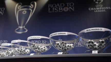 Le tirage au sort de la Ligue des champions (FABRICE COFFRINI / AFP)