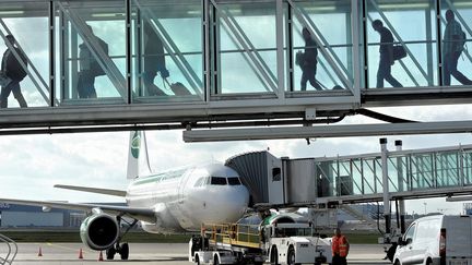 &nbsp; (Passagers à l'aéroport de Toulouse-Blagnac©MAXPPP)