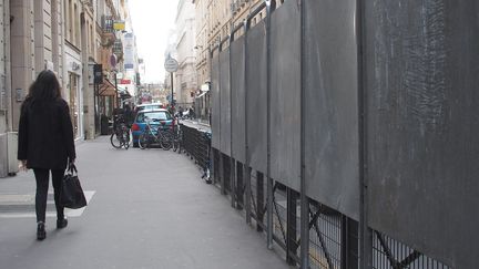 Des panneaux &eacute;lectoraux install&eacute;s &agrave; Paris, le 5 mars 2014.&nbsp; (MAXPPP)