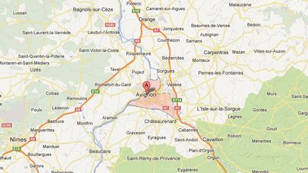 Un policier s'est suicid&eacute;, jeudi 20 d&eacute;cembre 2012, dans les vestiaires du commissariat d'Avignon (Vaucluse).&nbsp; (GOOGLE MAPS / FRANCETV INFO)