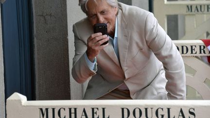 Michael Douglas sur les planches de Deauville
 (PHOTOPQR/OUEST FRANCE/D FOURAY )