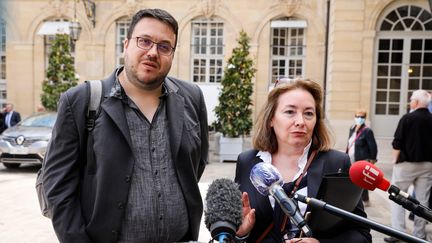 Grégoire Fraty (à gauche) faisait partie de la délégation de la Convention Citoyenne pour le Climat reçue à Matignon le 20 juillet 2020. (THOMAS PADILLA / MAXPPP)