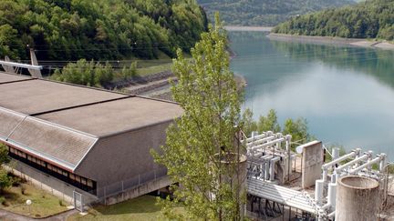 Une photo de la centrale hydraulique de Grand'Maison, le 11 mai 2007 (JEAN-PIERRE CLATOT / AFP)