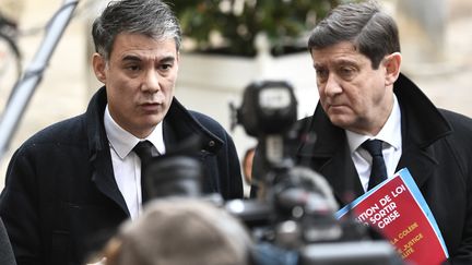 Olivier Faure, premier secrétaire du PS, avec Patrick Kanner à Matignon, le 3 décembre 2018. (STEPHANE DE SAKUTIN / AFP)