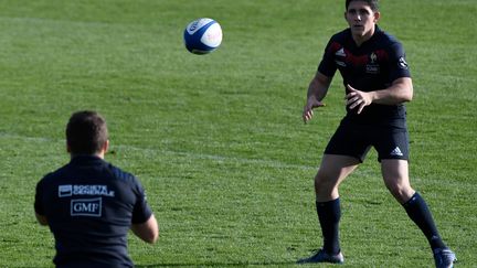 Anthony Belleau (de face) et Antoine Dupont à l'entraînement