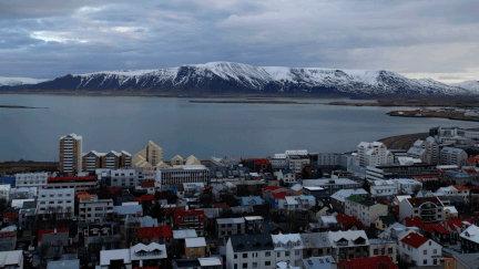 &nbsp; (Vue de Reykjavik, la capitale islandaise © REUTERS/ Stoyan Nenov)