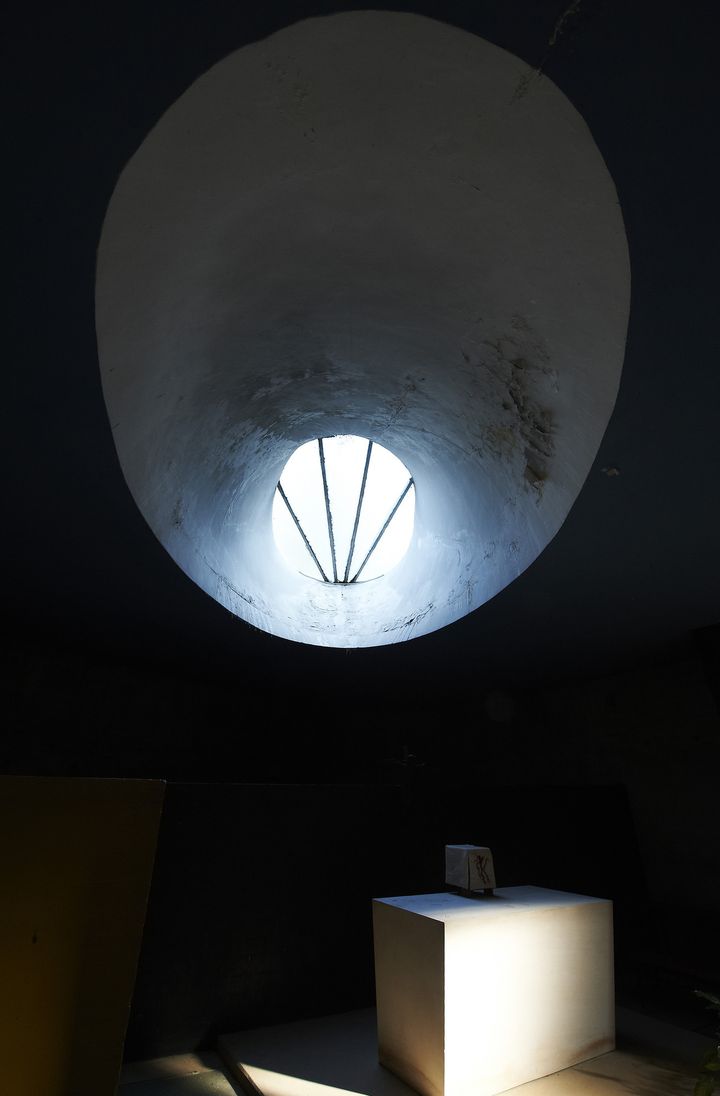 Puits de lumière dans l'église du couvent de la Tourette
 (CAVIGLIA DENIS \ HEMIS.FR / HEMIS.FR)