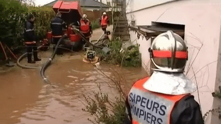 Une maison inond&eacute;e dans le Haut-Rhin apr&egrave;s le passage de la temp&ecirc;te Joachim vendredi 16 d&eacute;cembre 2011. (FRANCE 3 ALSACE)