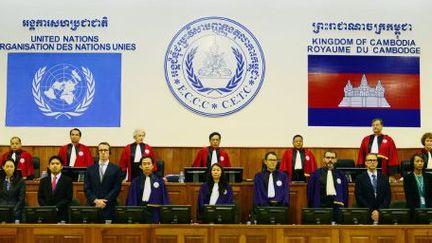 Le tribunal spécial sous l'égide de l'ONU a condamné à la prison à vie deux anciens hauts dirigeants des Khmers rouges pour génocide (AFP)