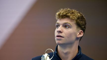 Le nageur français Léon Marchand, le 30 juillet 2023, lors des championnats du monde de natation à Fukuoka (Japon). (FRANCOIS-XAVIER MARIT / AFP)