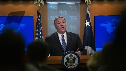 Le secrétaire d'Etat Mike Pompeo s'exprime devant la presse depuis Washington (Etats-Unis), le 7 janvier 2020. (STEFANI REYNOLDS / CONSOLIDATED NEWS PHOTOS / AFP)