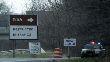 &nbsp; (L'un des accès au quartier général de la NSA à Fort Meade, Maryland © Gary Cameron/Reuters)