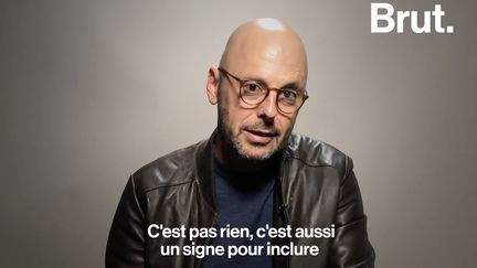 “Cet emblème est historique, et je vais vous dire pourquoi”. Pour Brut, l’historien Thomas Snégaroff décrypte l’emblème des Jeux olympiques de Paris 2024. Et d’après lui, il représente beaucoup de choses.