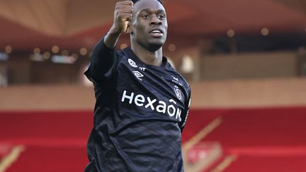 Né à New York, Folarin Balogun évolue au poste d'attaquant. Ici à Reims, le 12 mars 2023, lors d'une rencontre contre l'AS Monaco qu'il va rejoindre cette année pour cinq saisons. (VALERY HACHE / AFP)