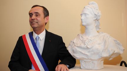 Le maire de B&eacute;ziers (H&eacute;rault), Robert M&eacute;nard, le 4 avril 2014. (SYLVAIN THOMAS / AFP)