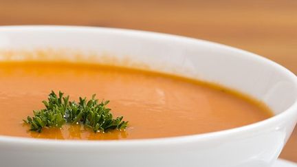 Une femme paralysée après avoir consommé une soupe périmée (@Pixabay)