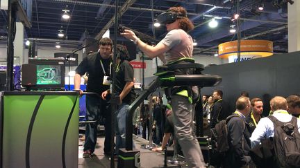 &nbsp; (Equipement de jeu en réalité virtuelle au CES de Las Vegas © JC)