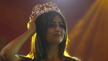 Shaymaa Qassim Abdelrahman est élue Miss Irak à Bagdad, le 19 décembre 2015. (AHMED SAAD / REUTERS)