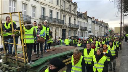 Des "gilets jaunes" de Châteauroux (Indre), le&nbsp;19 janvier 2019. (RADIO FRANCE / AURORE RICHARD)