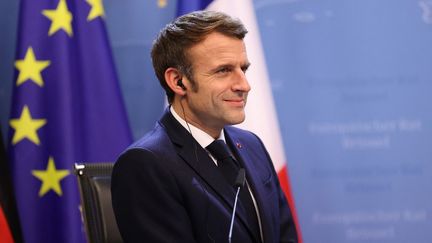Le président de la République Emmanuel Macron au Conseil Européen à Bruxelles (Belgique), le 17 décembre 2021. (DURSUN AYDEMIR / POOL / HANS LUCAS / AFP)