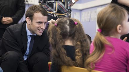 Emmanuel Macron s'est engagé à ramener à 12 le nombre d'élèves par classe en CP et CE1 dans les écoles des réseaux prioritaires et prioritaires renforcés. (MAXPPP)