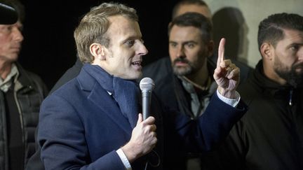 Emmanuel Macron, le 16 janvier 2017 à&nbsp;Quimper (Finistère).&nbsp; (FRED TANNEAU / AFP)